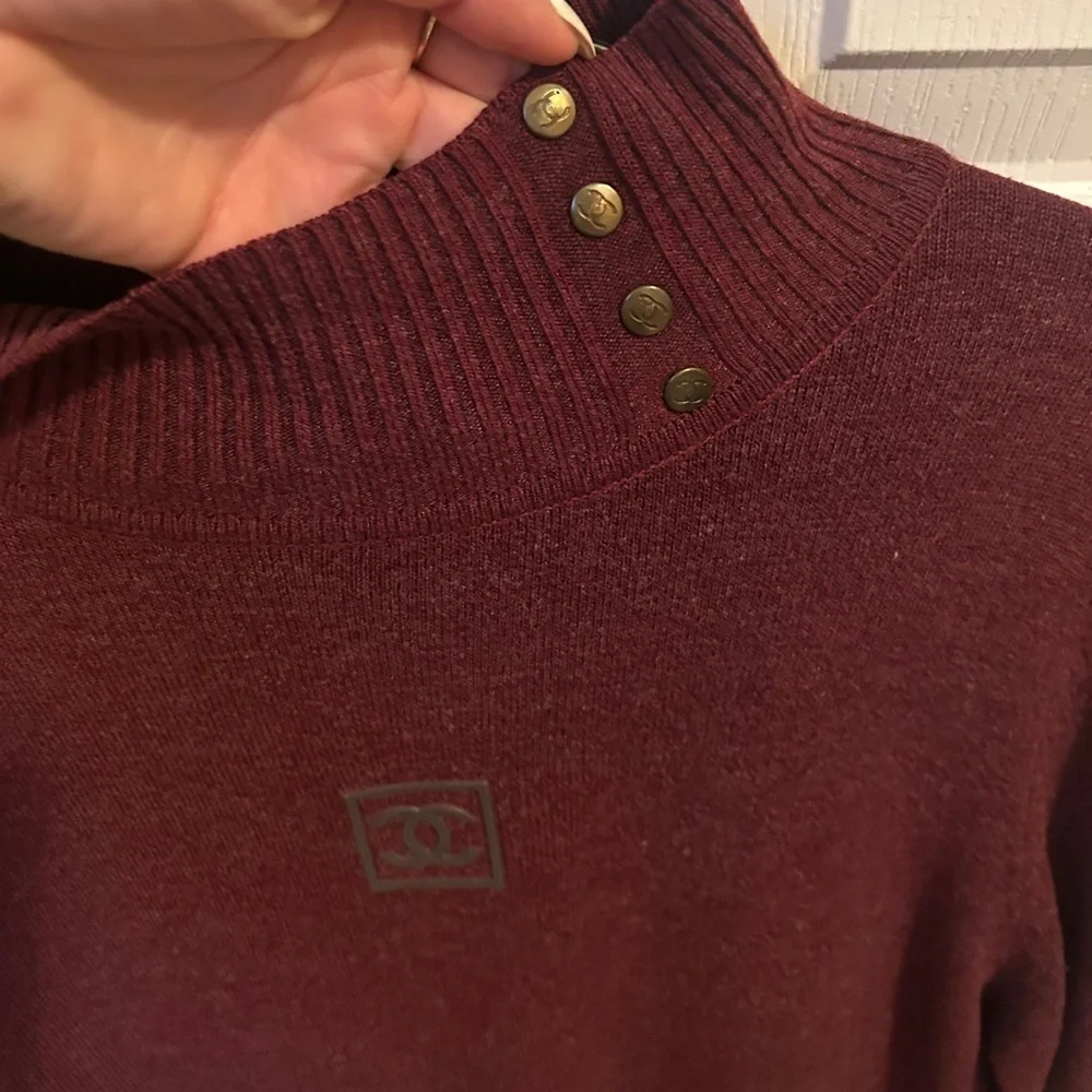 Pullover Sweater ~ size medium - Picture 3 of 6